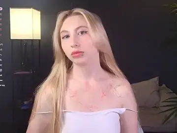 Stripchat Sex Chat of MilkChoc0late