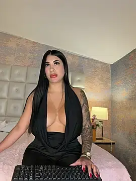 Stripchat Adult Webcams of kiim_taaylor