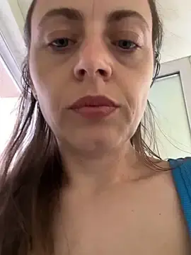 Stripchat Live Sex Cam of ladywithbigass