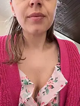 Stripchat Best Webcam of ladywithbigass