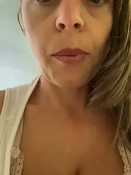 Stripchat Best Webcam of ladywithbigass
