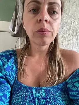 Stripchat Sex Cam of ladywithbigass