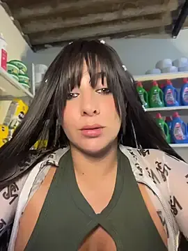 Stripchat Best live sex cam show of AlanaRouss