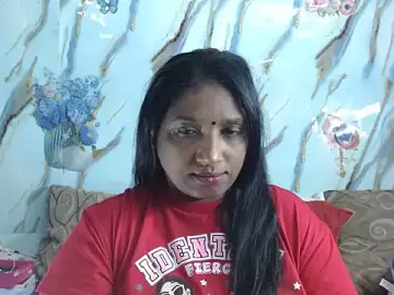 Stripchat Sex Cam of Indian_tracy