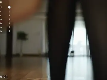Stripchat Sex Cam of sigmasian