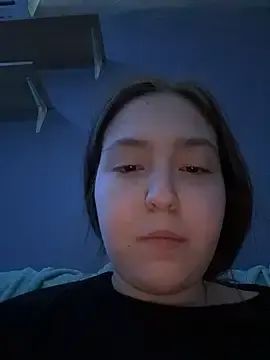 Stripchat Free Live Porn of CharmingVikii