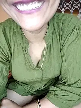 Stripchat Free Live Porn of hornycouple096
