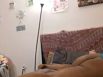 Stripchat Live Sex of Almond_j24