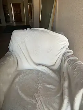 Stripchat Live Sex Cam of KarissaChantelle