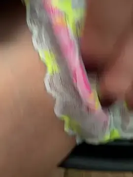 Stripchat Nude Webcam of secretly_masturbating