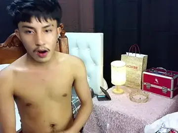 Stripchat Sex Chat of Urloverhardcock