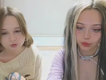 Stripchat Live Porn of Mary_uw