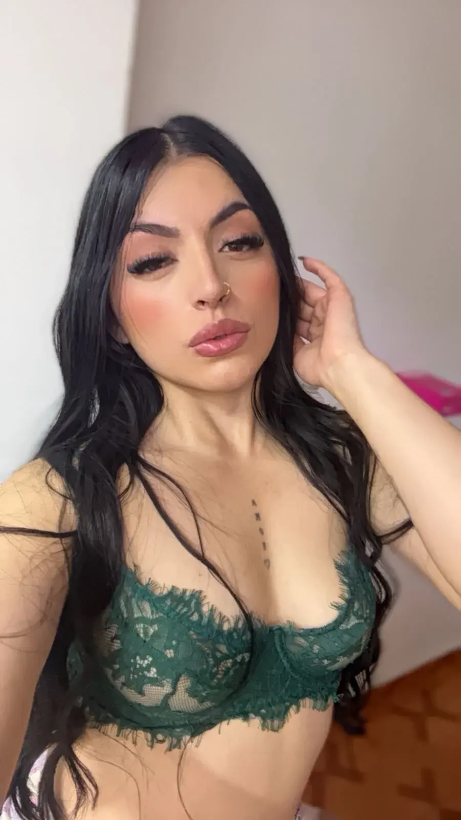 Julieta-Horny-