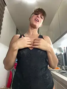 Stripchat Free Porn Cam of jennifer11772