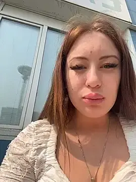 Stripchat Watch Live Sex Cams of AdinaKan