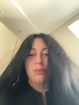 Stripchat Free Live Porn of AdinaKan