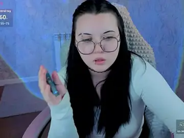 Stripchat Nude Webcam of Kira_G0ld