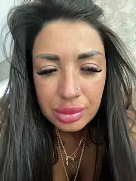 Stripchat Nude Webcam of RuslanaXX