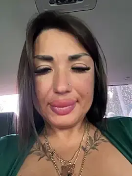 Stripchat Watch Live Sex Cams of RuslanaXX