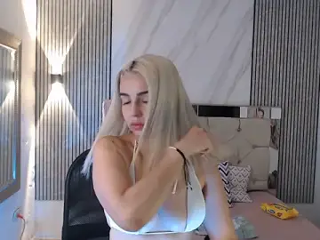 Stripchat Live Sex of ashley__tylor