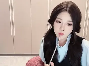 Stripchat Free Porn Cam of QOiio