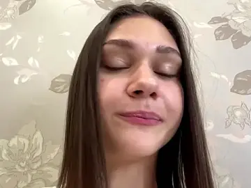 Stripchat Adult Webcam of SmileEveryDays