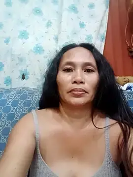 Stripchat Free Porn Cam of Queenslay