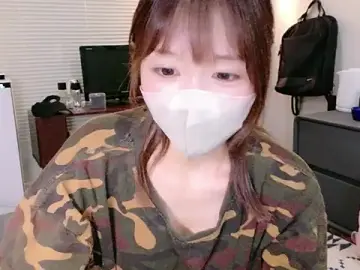 Stripchat Live Sex Cam of Yui-Ch