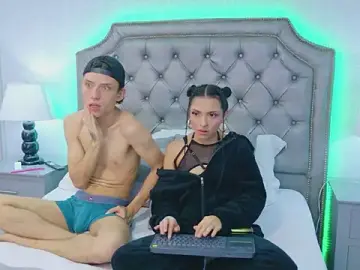 Stripchat Nude Webcam of CherryAndDax