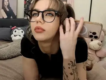 Stripchat Free Live Porn of dolly_ll