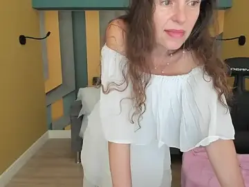 Stripchat Free Live Porn of EllaLong