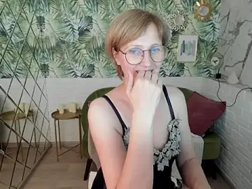 Stripchat Live Porn of Paris_Cherry