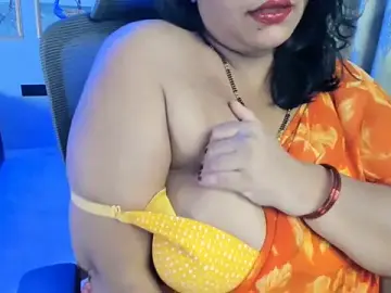 Stripchat Nude Webcam of tarivishu11