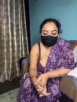 Stripchat Adult Webcam of DesiQueen-Rimi
