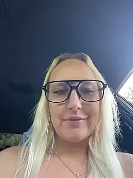Stripchat Adult Webcam of MerlinDave
