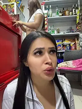 Stripchat Free Live Porn of Sara_fun