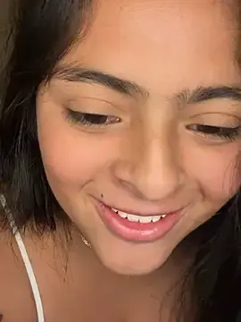 Stripchat Free Live Porn of canelareina