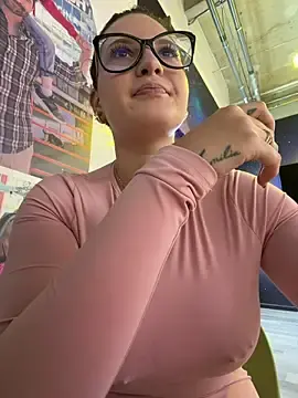 Stripchat Adult Video Chat of GabyMejiaa