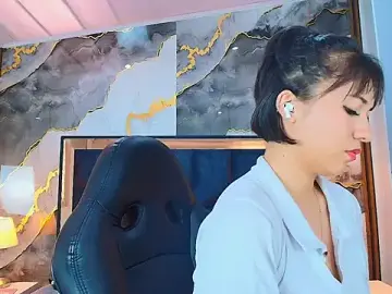 Stripchat Free Porn Cam of lina_bedoya_