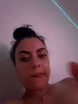 Stripchat Live Sex Cam of Marisa_ass