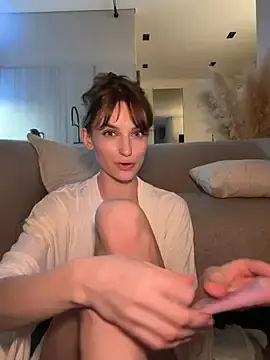 Stripchat Watch Live Sex Cams of -AngelAri-