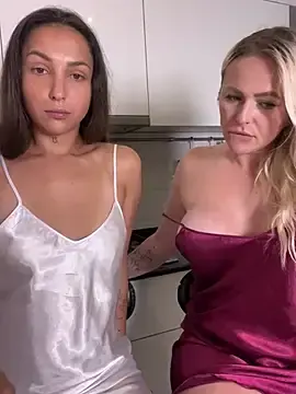 Stripchat Best live sex cam show of Keep_us_wild