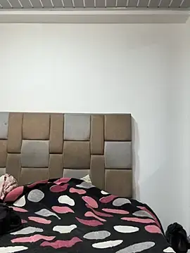 Stripchat Live Sex Cam of RsellAmb