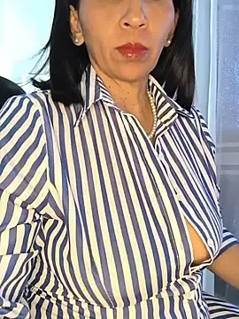 Stripchat Adult Webcam of Mrsvictoriaaa