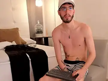 Stripchat Adult Video Chat of Jason_23__