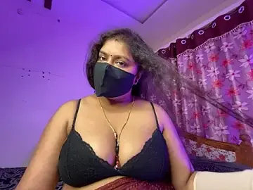 Stripchat Sex Chat of LouleyRani_