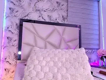 Stripchat Live Sex Cam of kendal_rossi