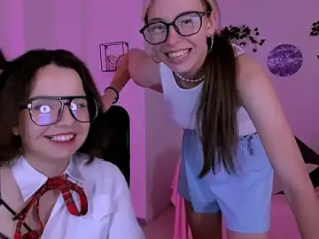 Stripchat Free Live Porn of mia_mooon_