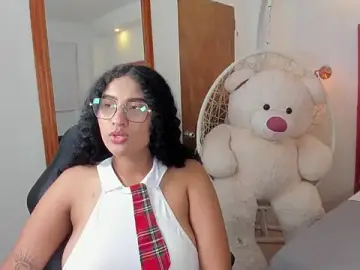 Stripchat Watch Live Sex Cams of roxy_domnin