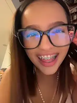 Stripchat Free Live Porn of Sofia18_pinkk